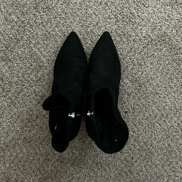 Women’s short black heeled Unisa boots - Picture 3 of 4